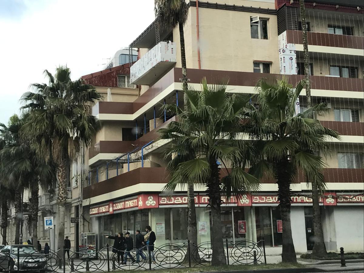Casa Neptun In Old Batumi Apartment ภายนอก รูปภาพ