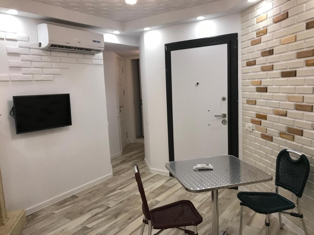 Casa Neptun In Old Batumi Apartment ภายนอก รูปภาพ
